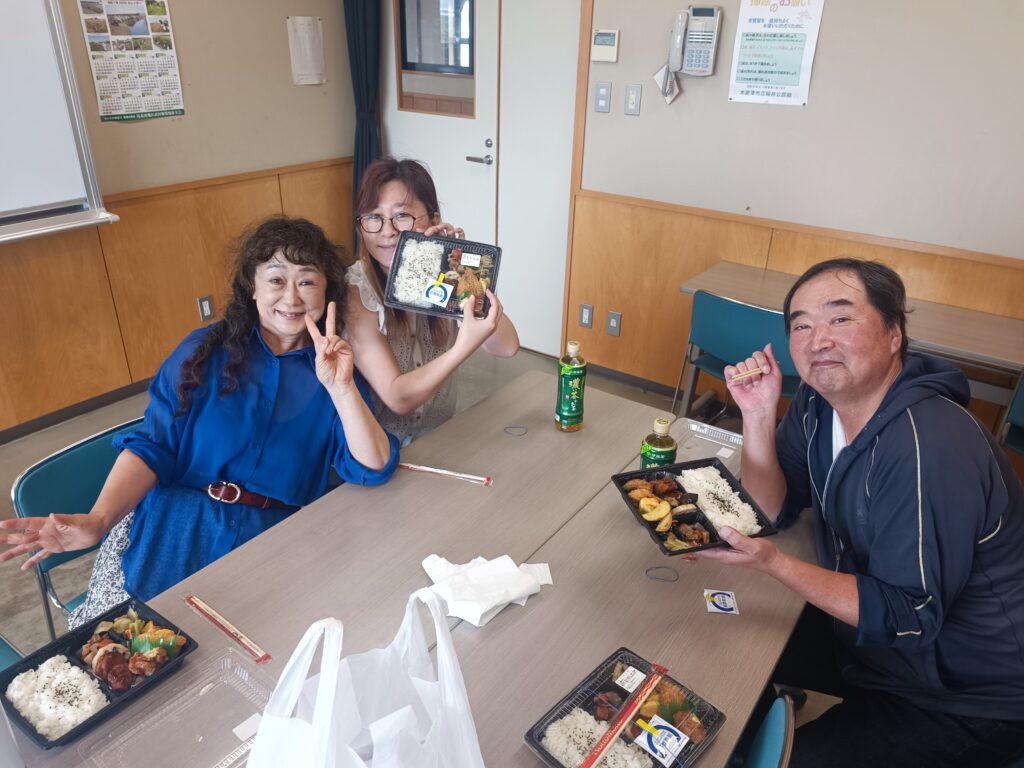 木更津市桜井地区のお楽しみ会にポーラスターが招かれました。