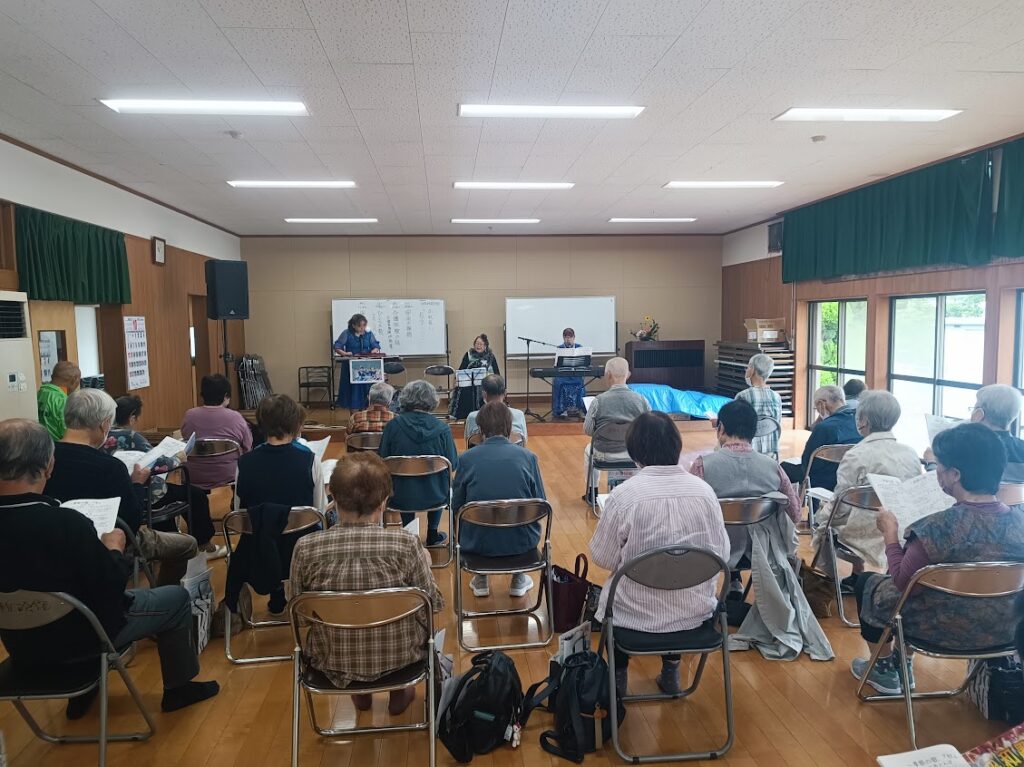 2025年10月14日　長浦サロンうたごえの会　（長浦駅前自治会館）