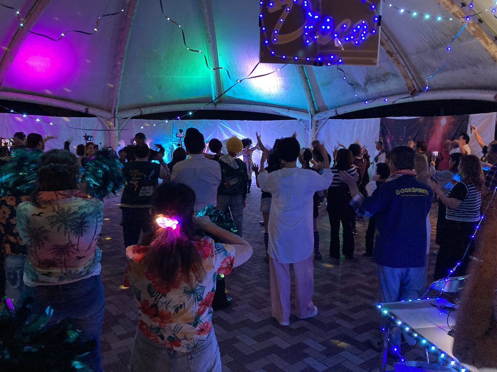 10月3日(土)、袖ヶ浦海浜公園で「昭和ディスコ」のファイナルステージを開催しました。